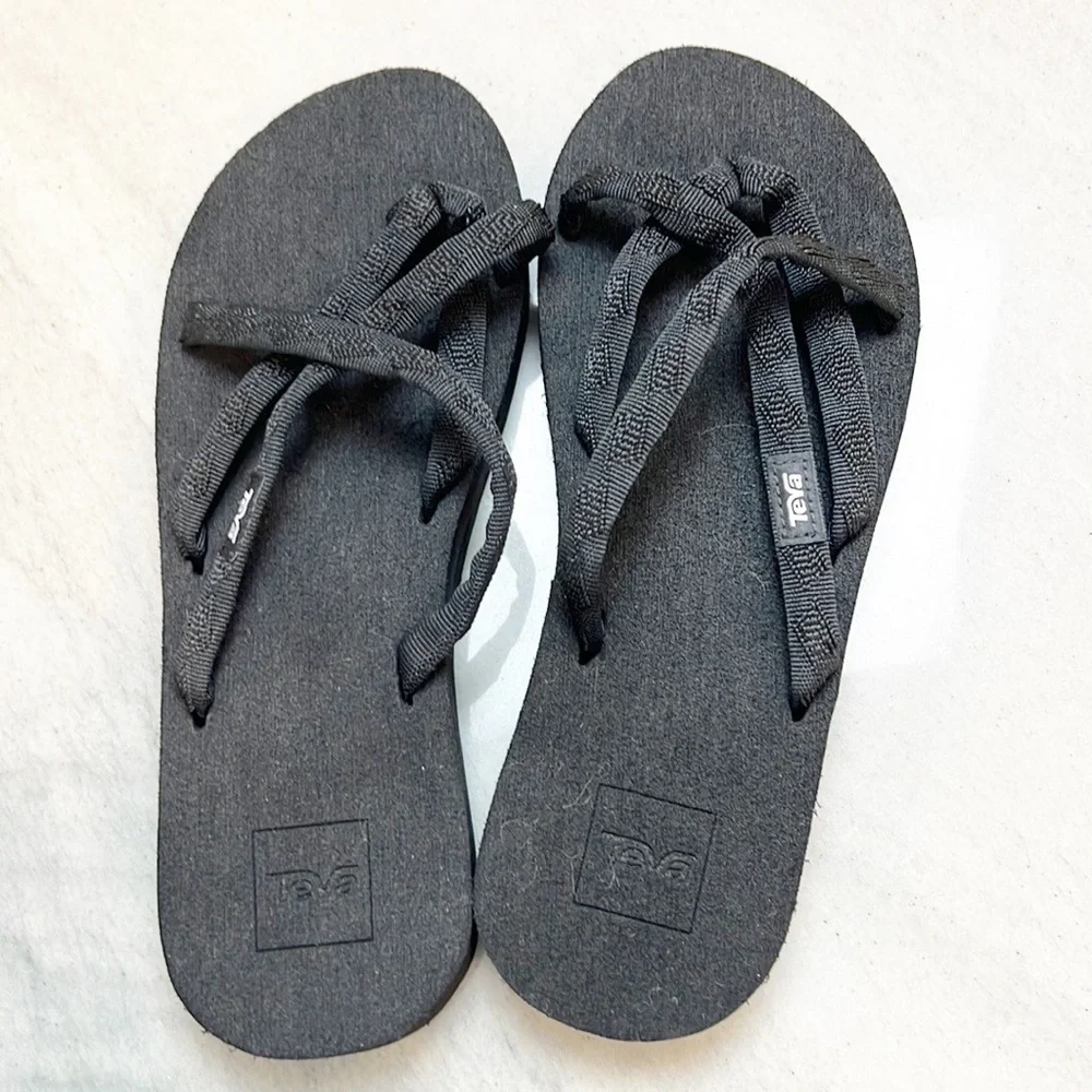 NWOT Teva Women's Olowahu Flip-Flop Black size 8_9
